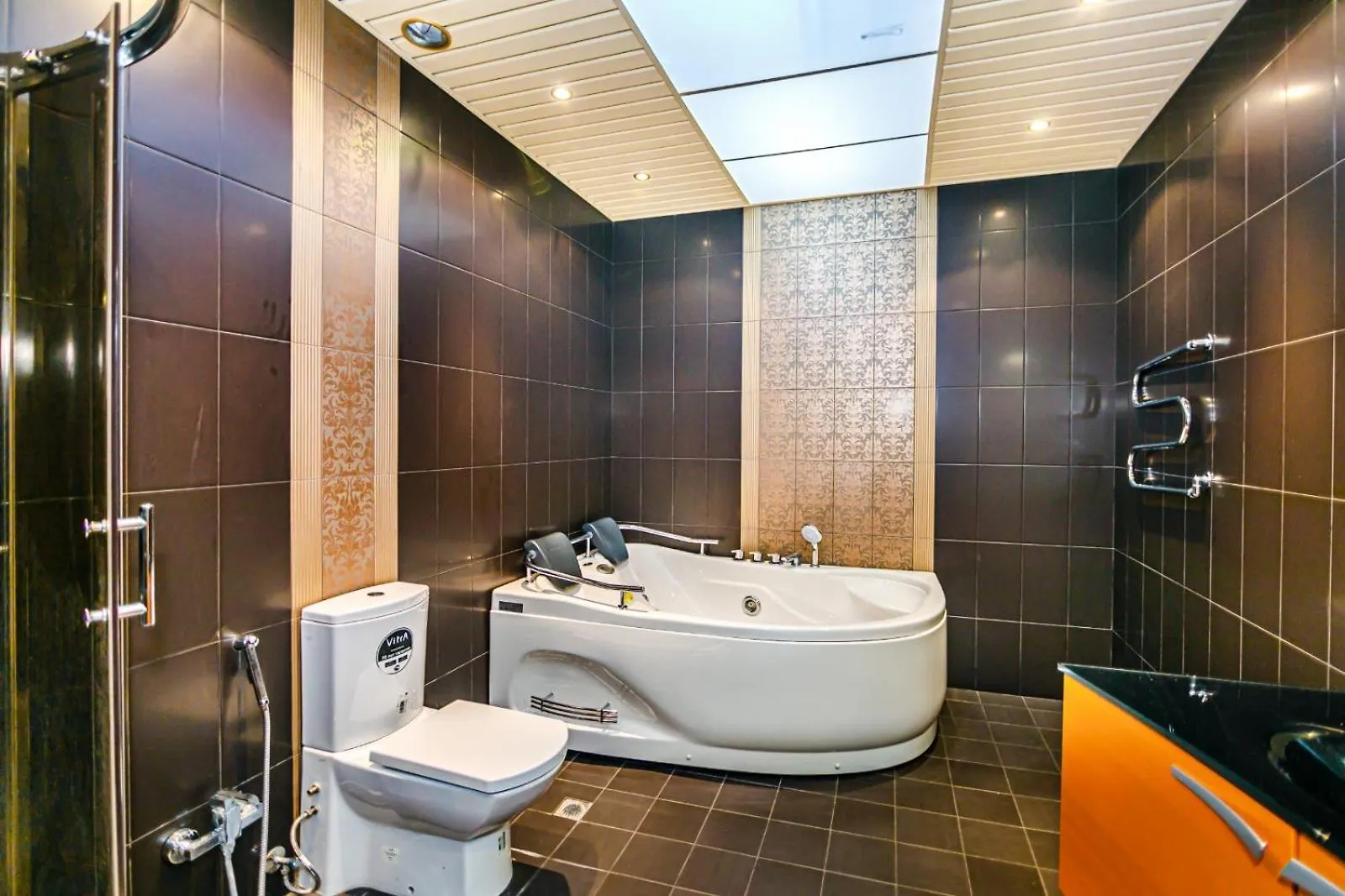 Delux Apartment In Street Rasid Behbudov Baku
